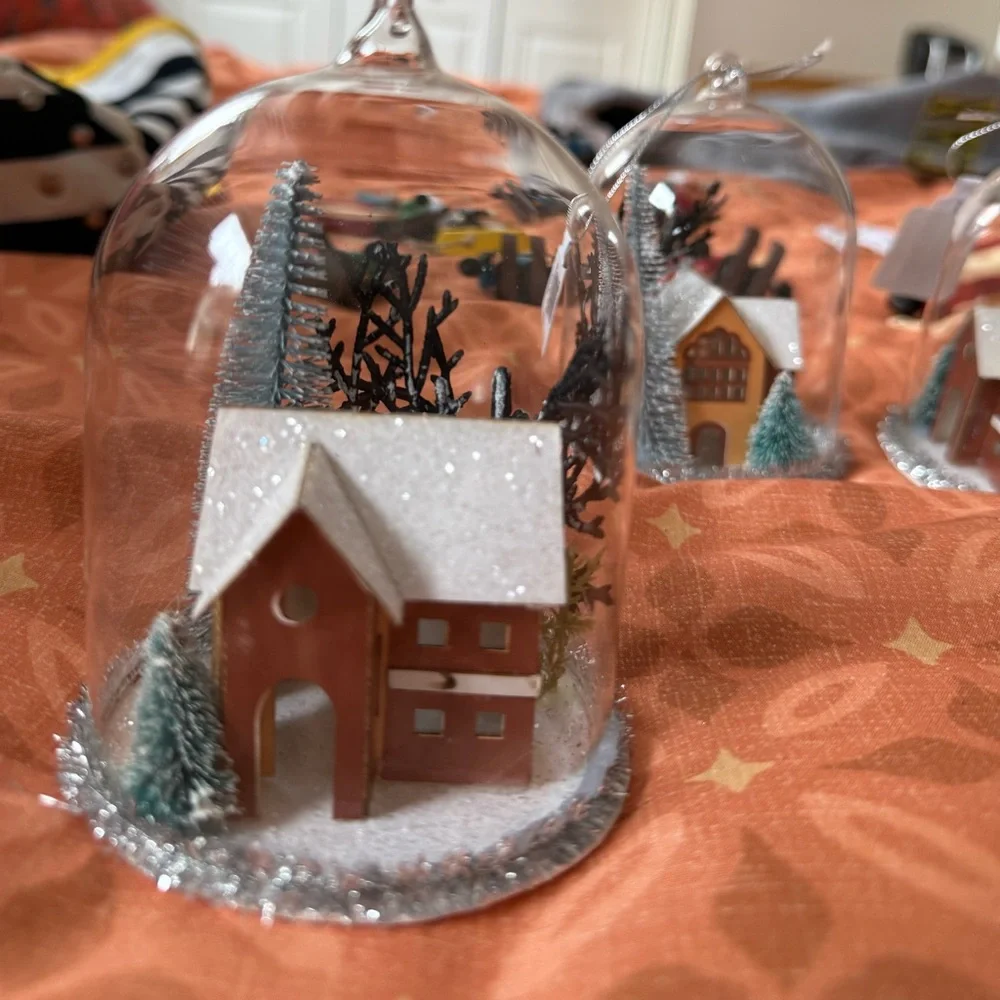 NWT - Holiday Cabin Cloche Ornament